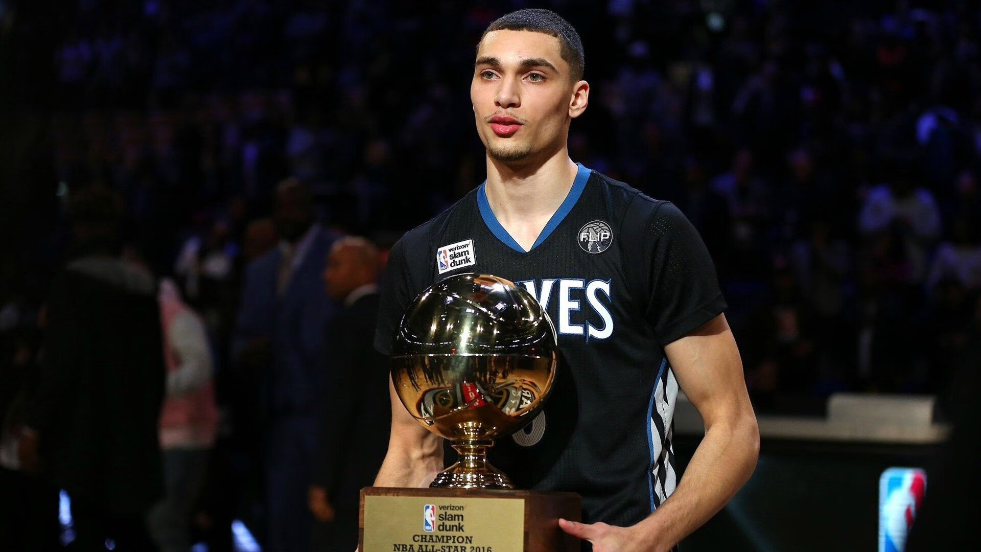 上海滩的福克斯时间，当东方篮球智慧遇上底特律铁血防守